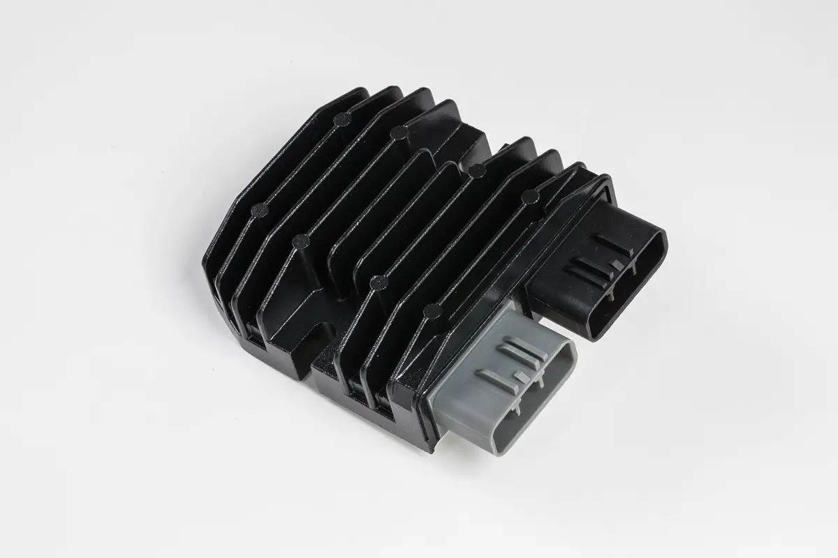 Regulator / Rectifier - 27-10420 1