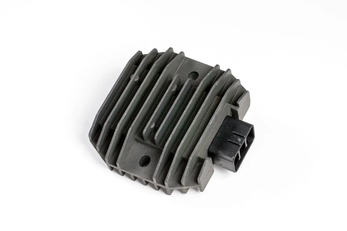 Regulator / Rectifier - 27-10413 1