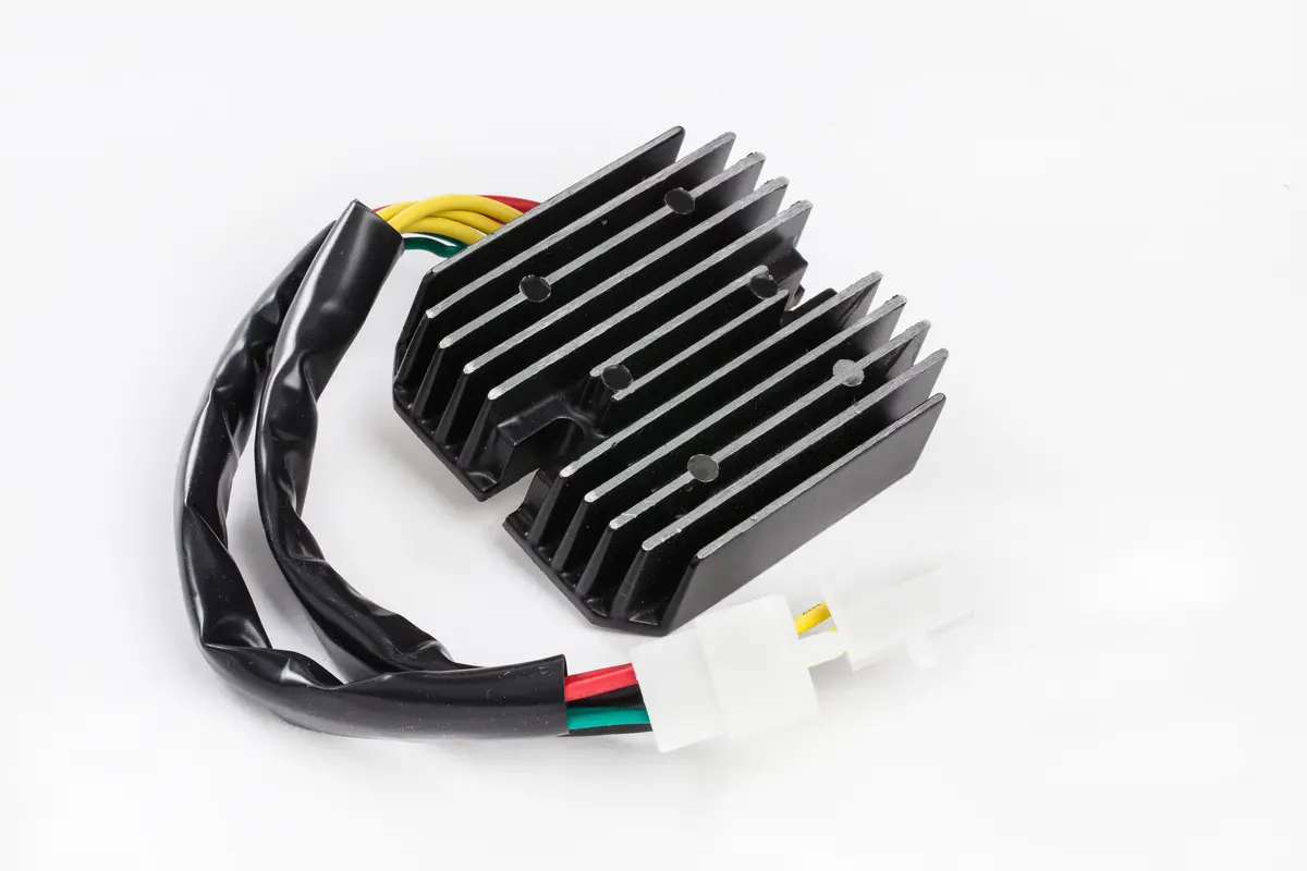 Regulator / Rectifier - 27-10124 1