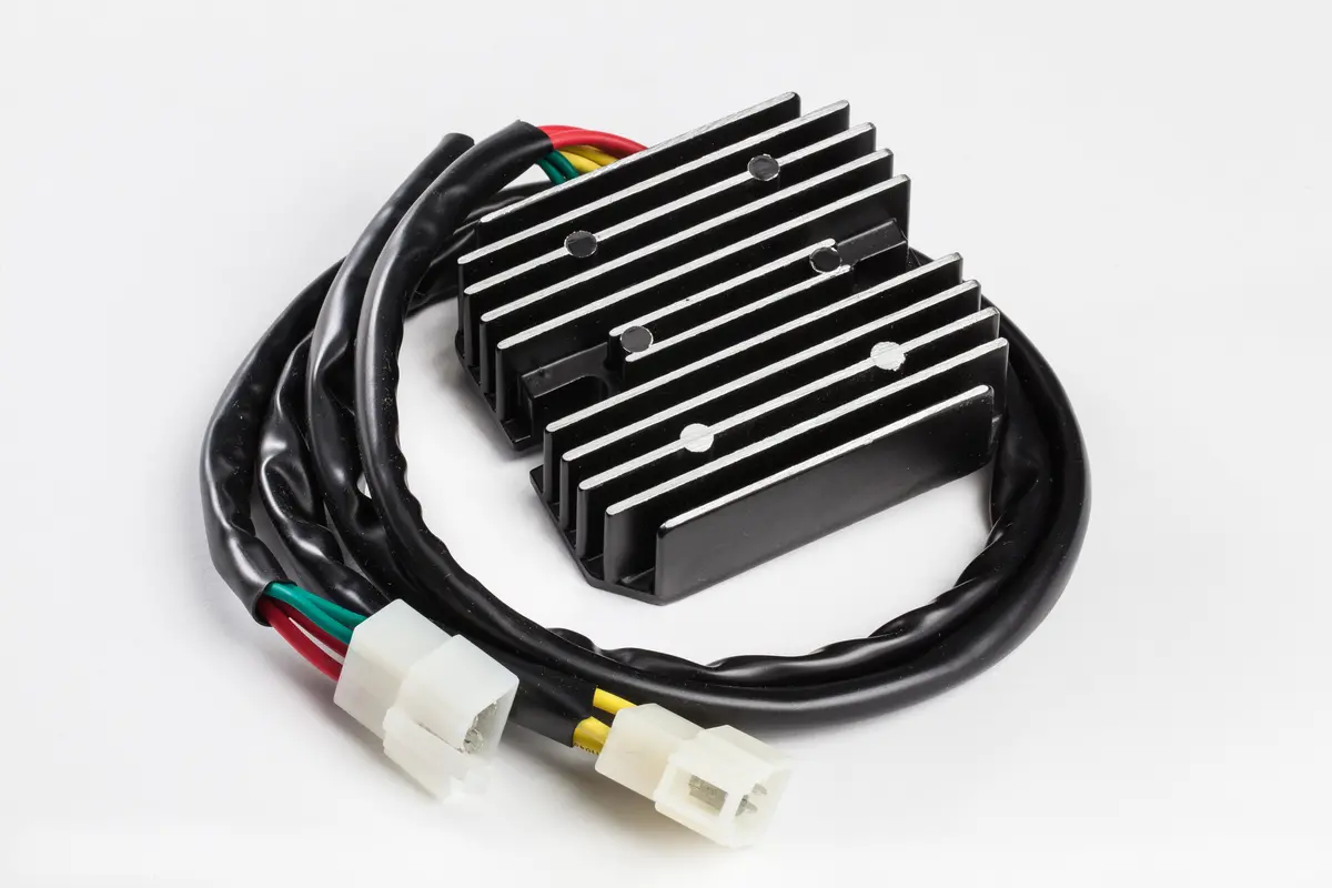 Regulator / Rectifier - 27-10008 1