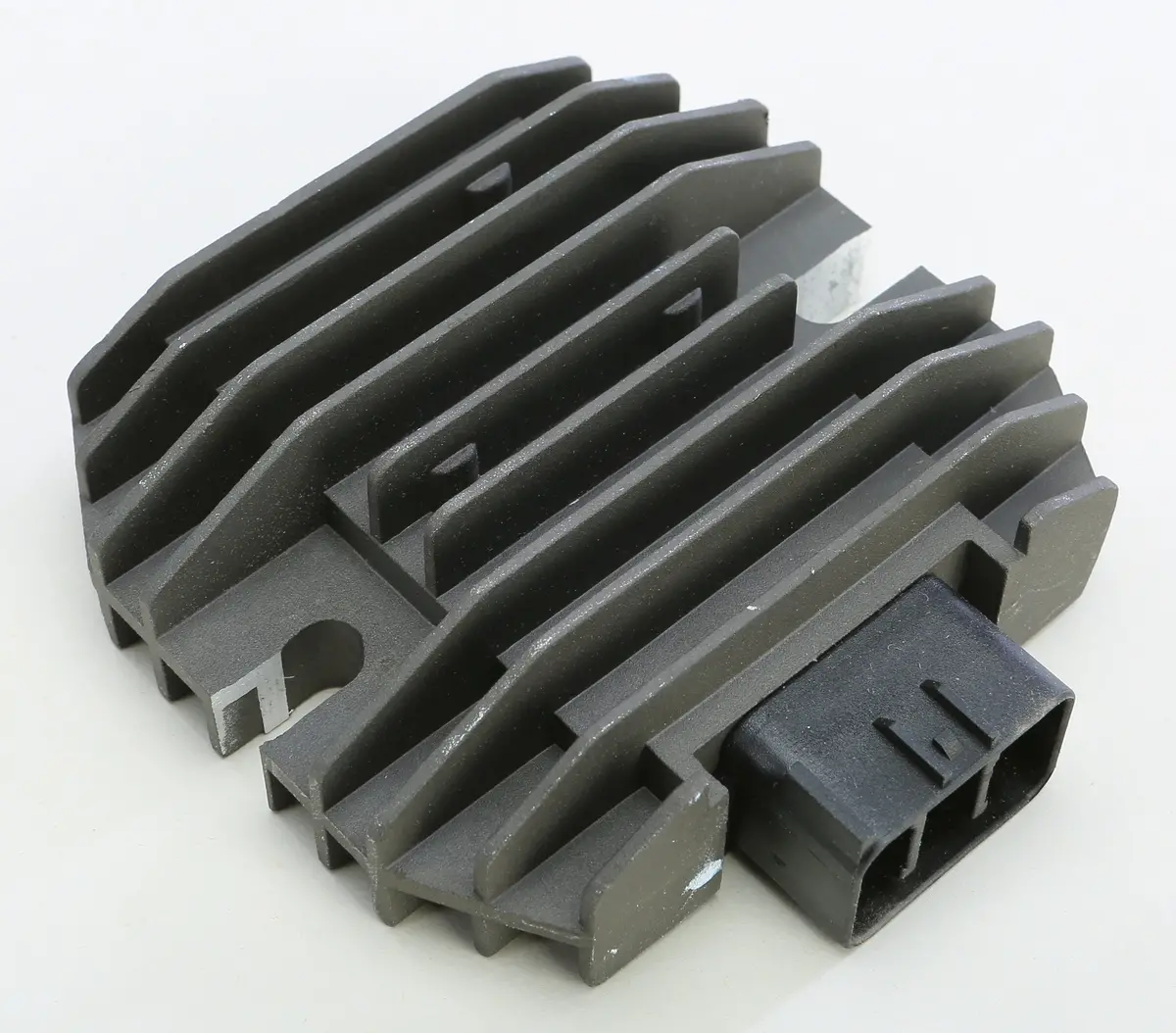 Regulator / Rectifier - 27-10208 1