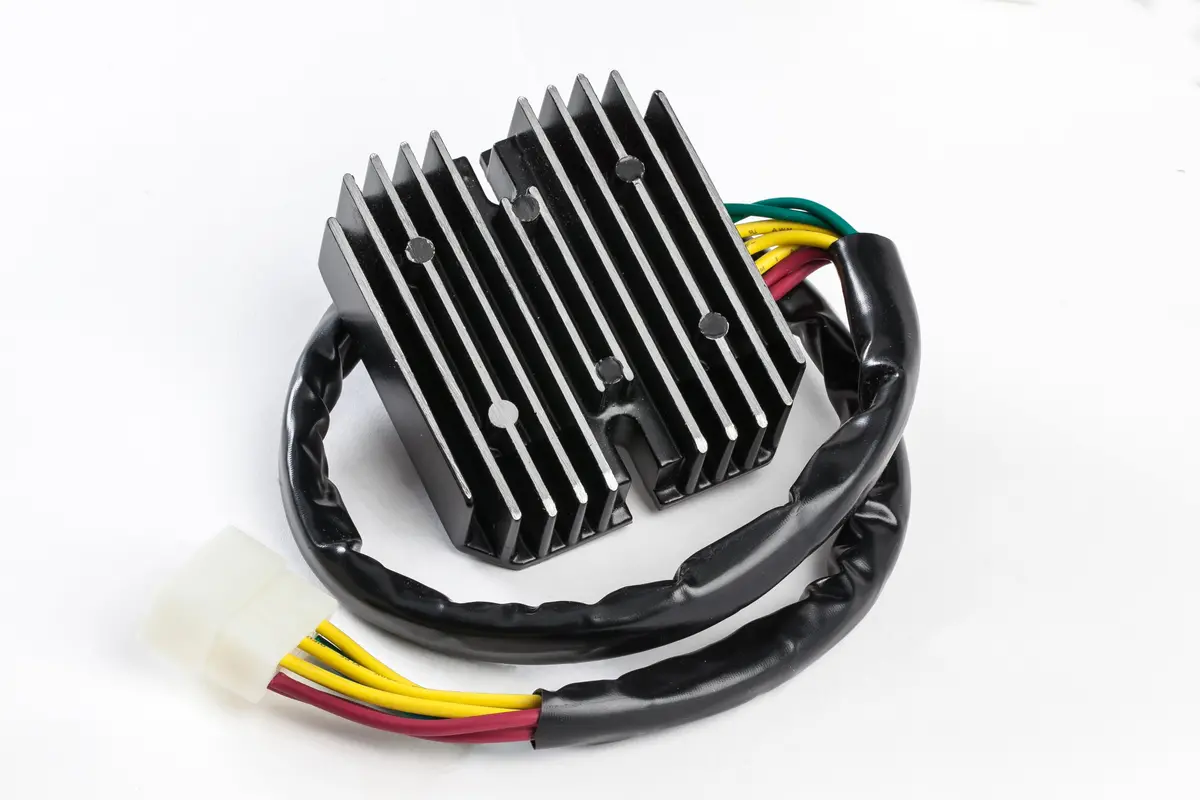 Regulator / Rectifier - 27-10421 1