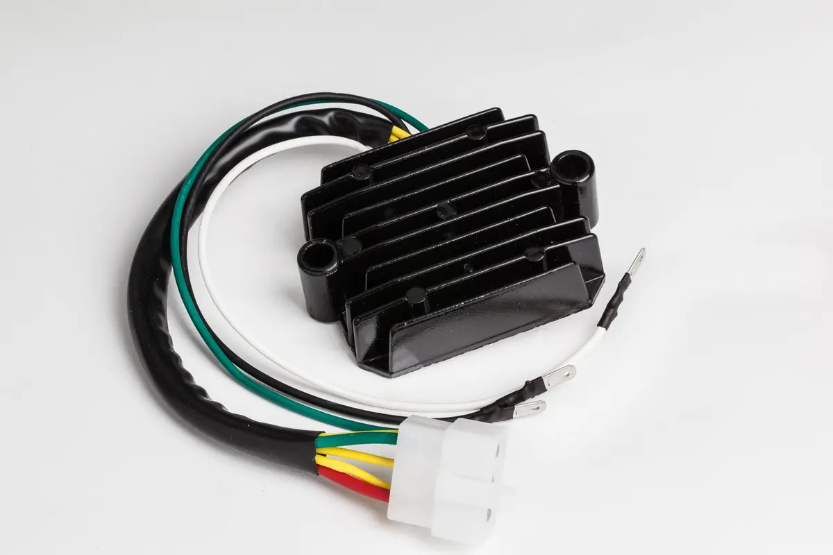 Regulator / Rectifier - 27-10100 1