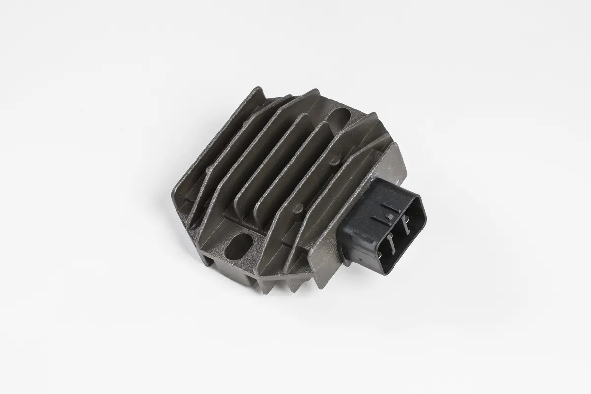Rectifier / Regulator - 27-10422 1