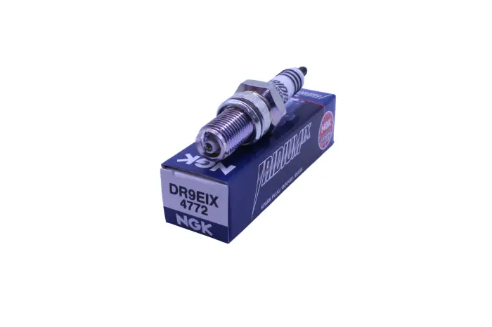 Ngk 4772 Dr9eix Iridium Ix Spark Plug - 4772 1