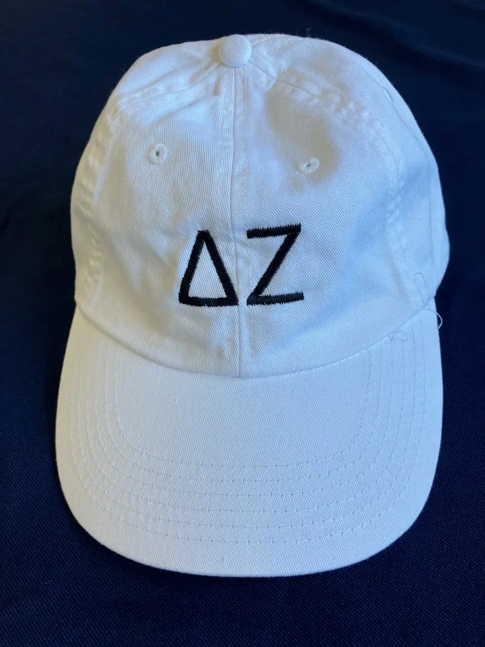 White And Black Dz Letter Hat 1