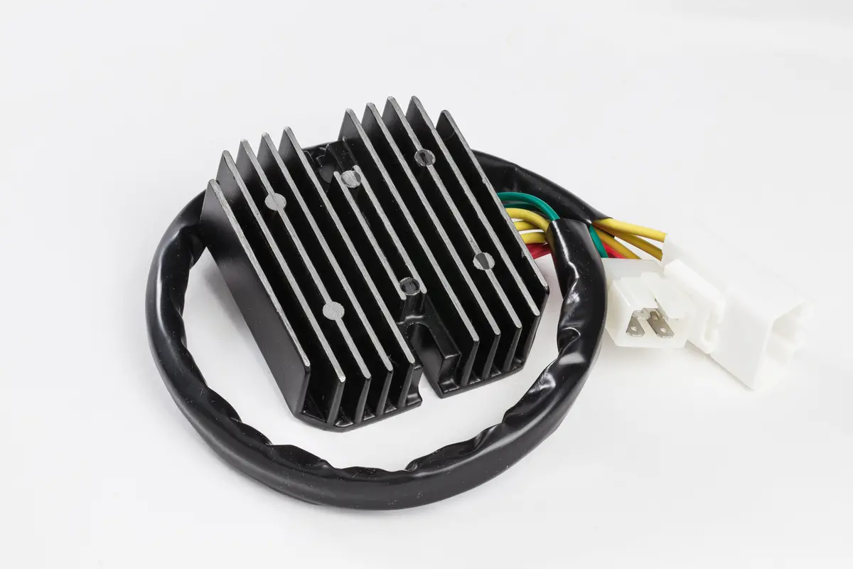 Regulator / Rectifier - 27-10112 1