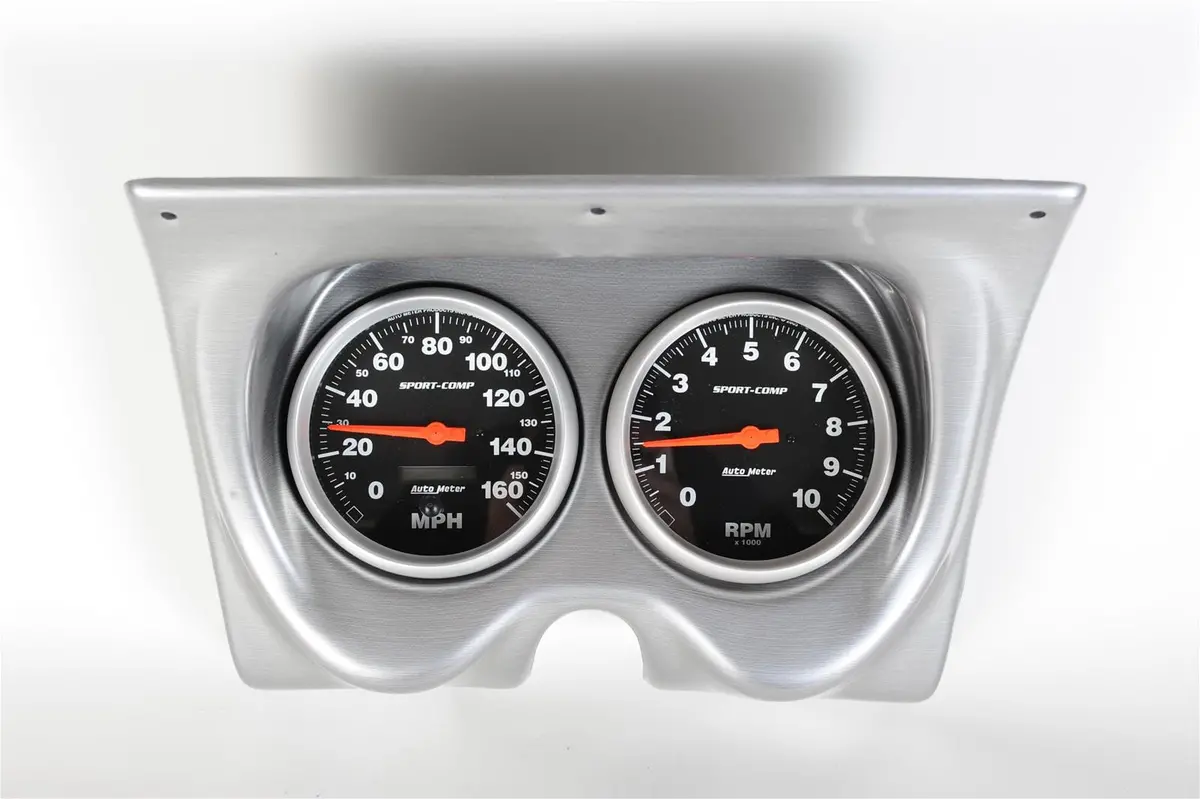 Thunder Road Vintage-Style Gauge Panel With Autometer Instruments – 101670272 1