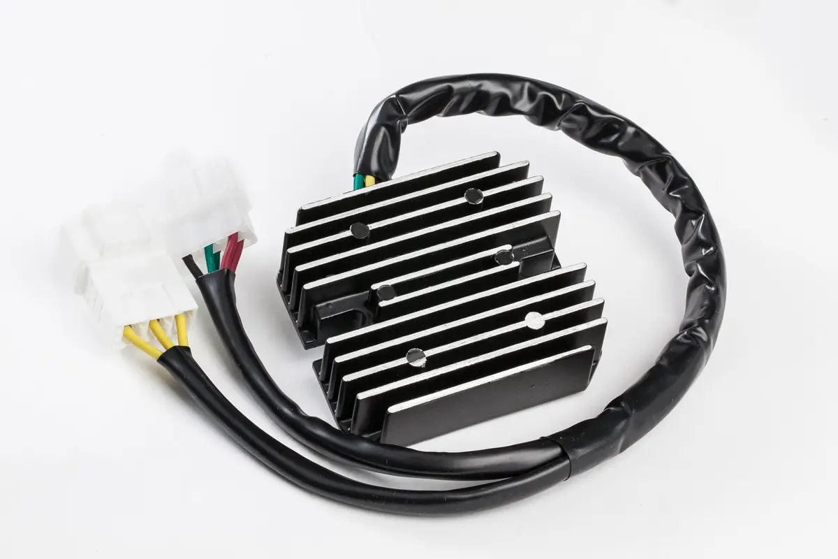 Regulator / Rectifier - 27-10138 1