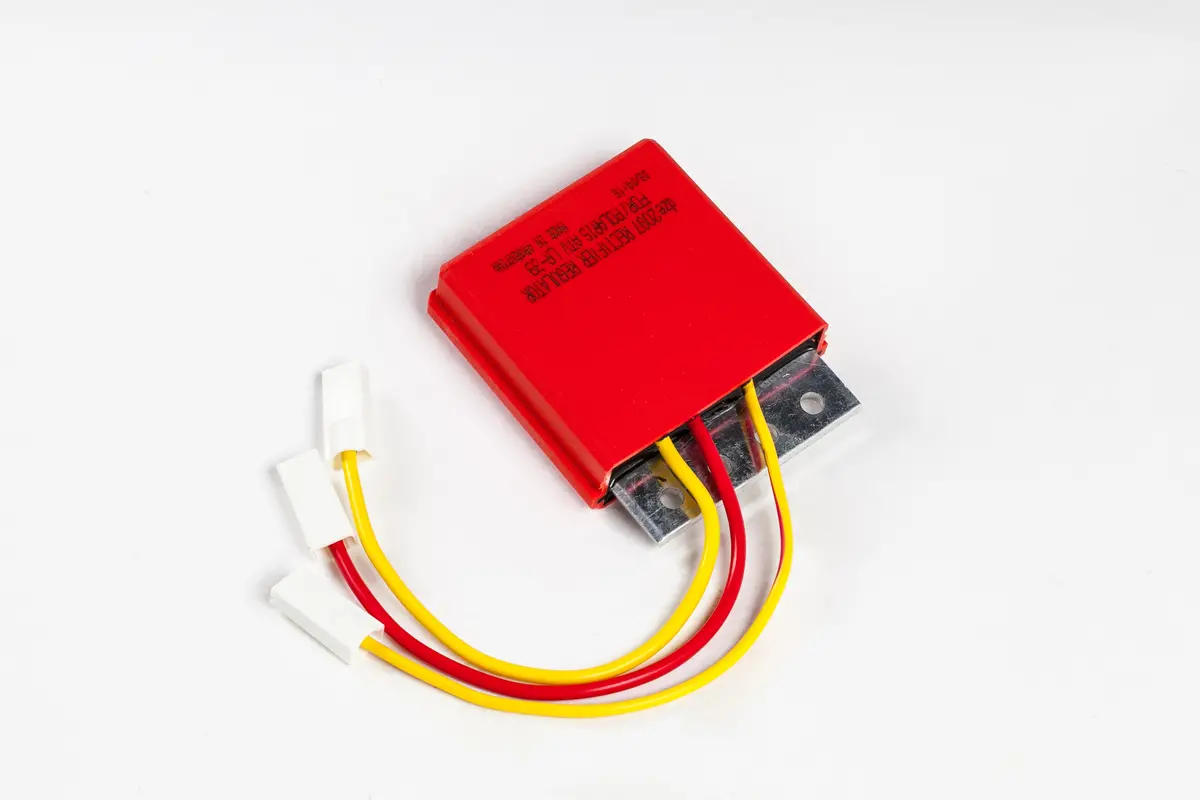 Rectifier / Regulator - 27-10551 1