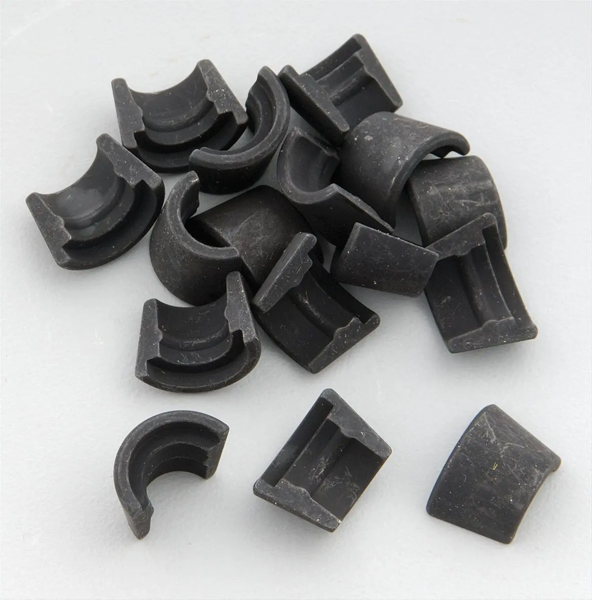 Comp Cams Street-Duty Valve Locks — 604-12 1